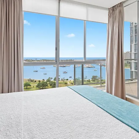 Brighton Shores Gold Coast Room photo